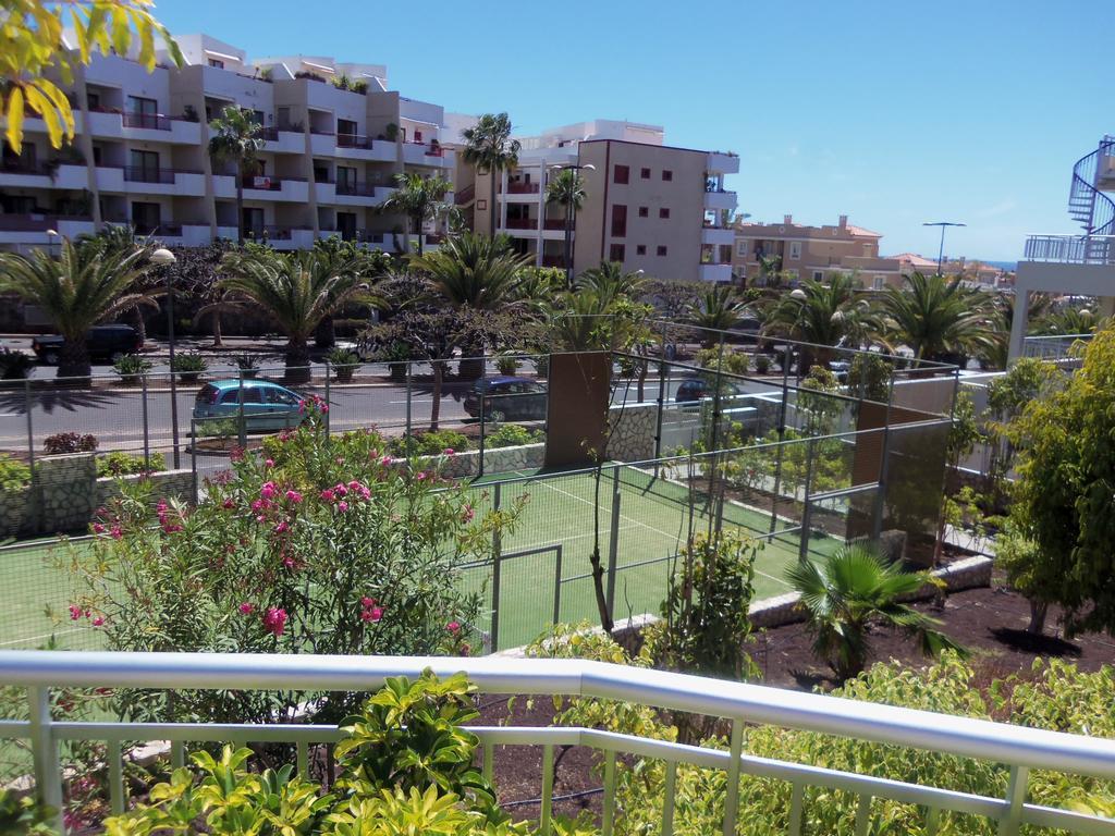 Comfortable Apartment With Amazing Sea Views Palm-mar Exterior photo
